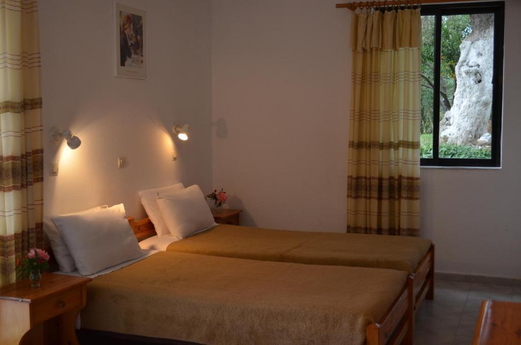 Emilia Apartments Плакіас Екстер'єр фото