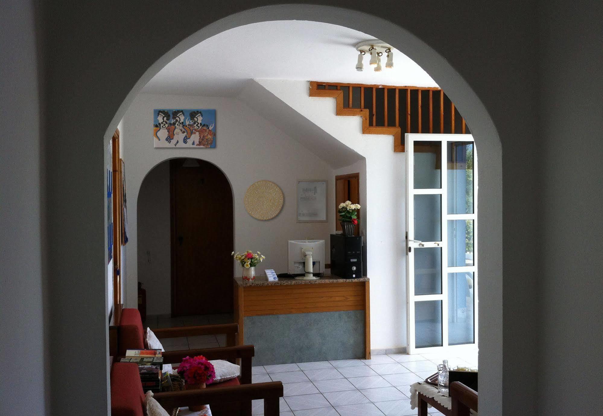 Emilia Apartments Плакіас Екстер'єр фото