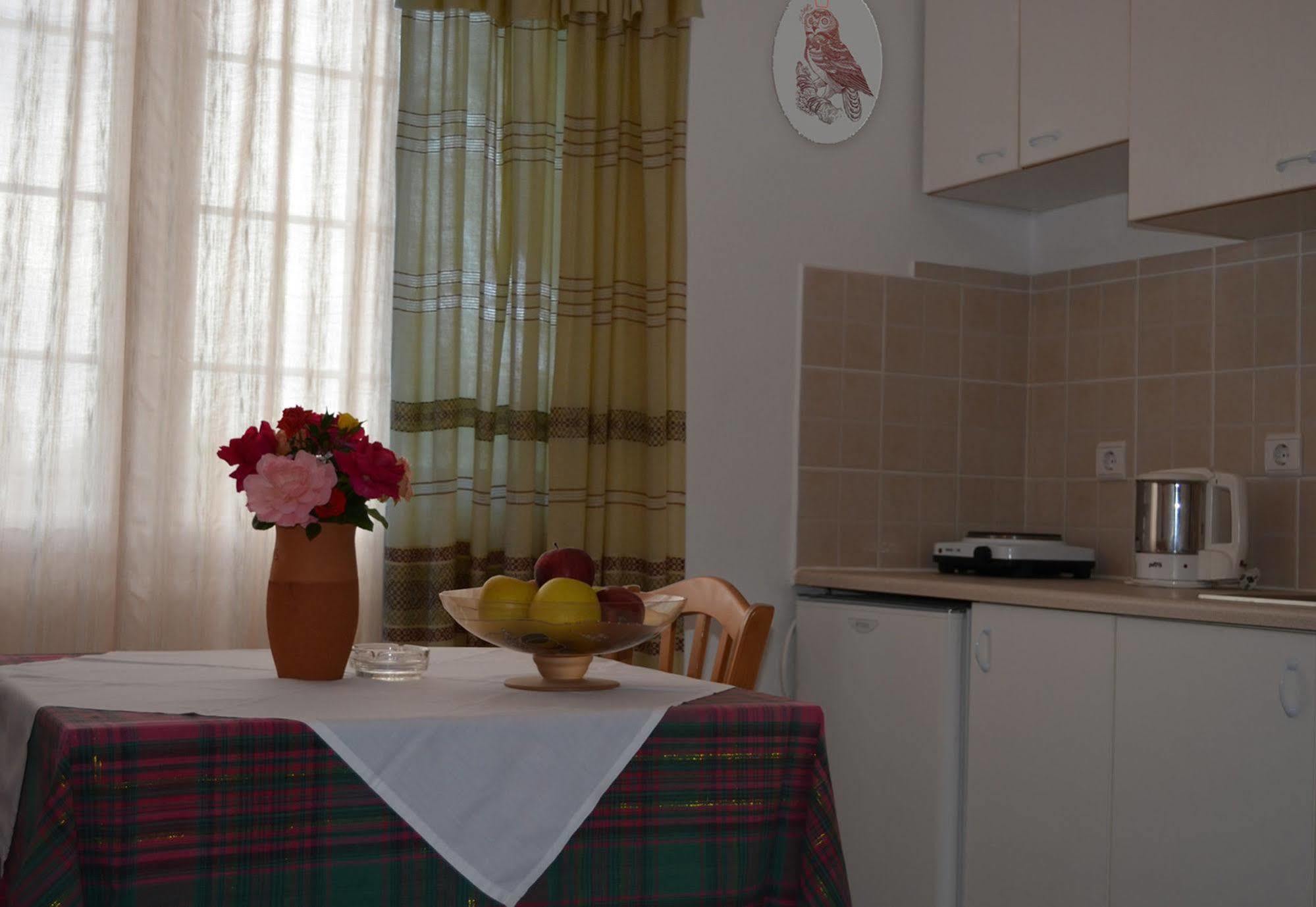 Emilia Apartments Плакіас Екстер'єр фото
